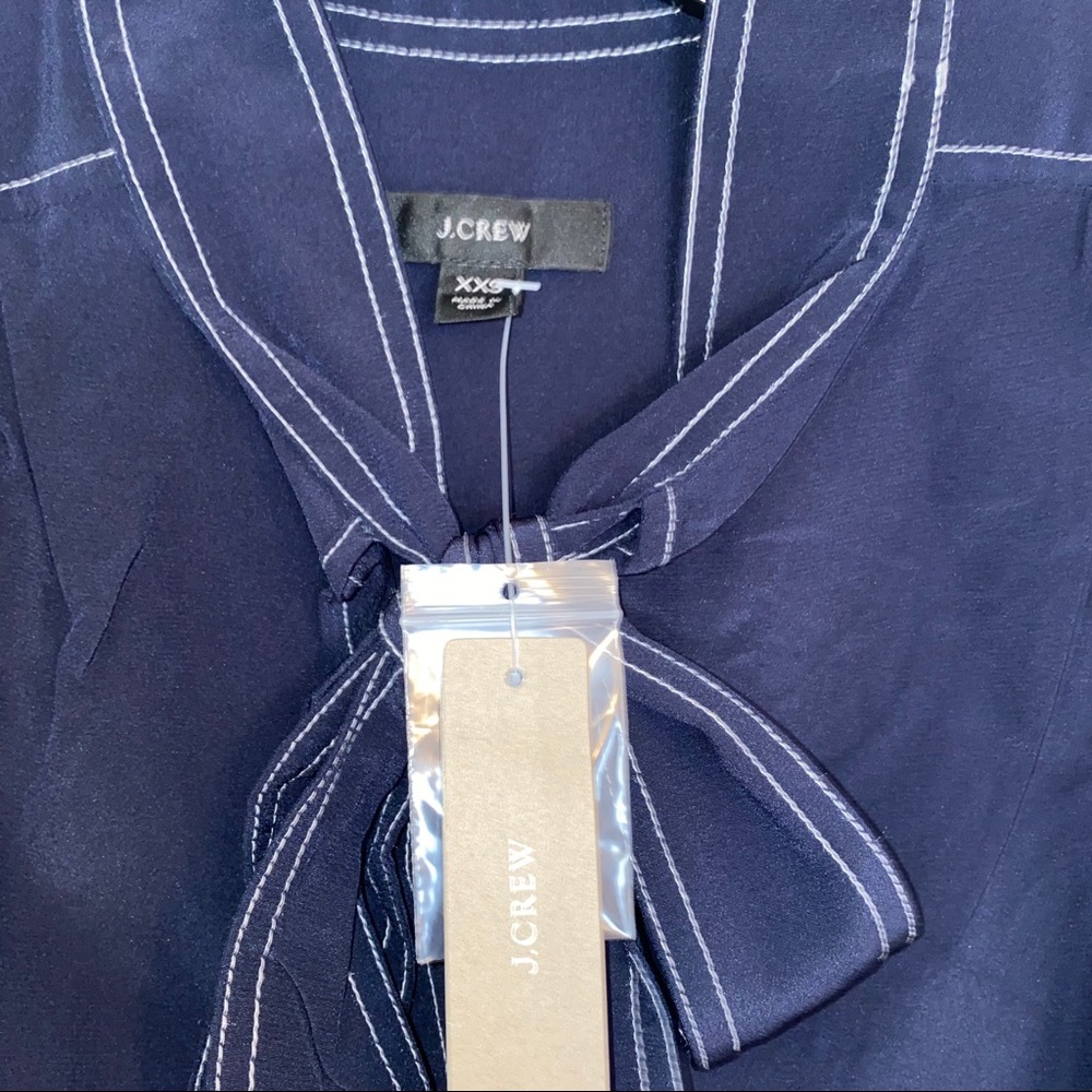 ⭐️100% Silk J. Crew Blouse⭐️ - Picture 5 of 8